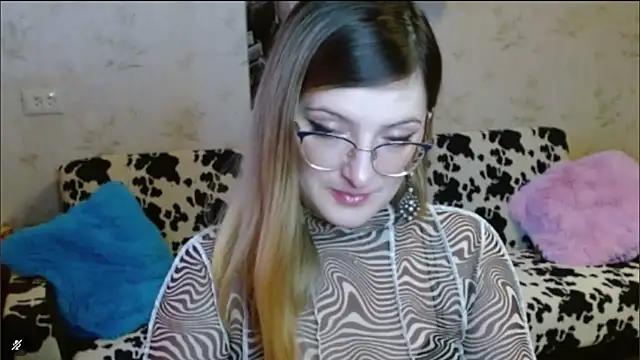 Arielsssplash online show from October 21, 2025, 6:57 am