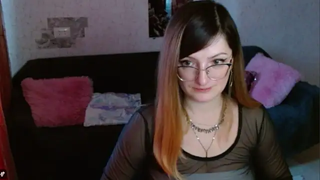 Arielsssplash online show from November 26, 2025, 8:03 am