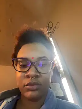 nickytheehawtie online show from February 24, 2026, 1:34 pm