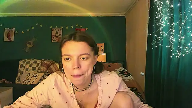 Snapshot of ClancyMorissey chatting on June 9, 2026, 5:03 pm ClancyMorissey online show from June 9, 2026, 5:03 pm