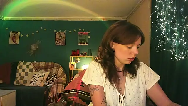 ClancyMorissey online show from June 26, 2026, 7:20 pm