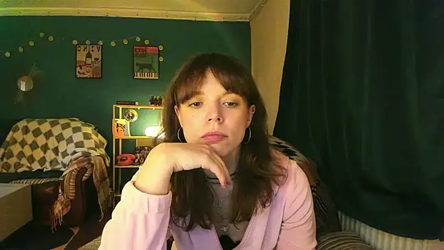 ClancyMorissey online show from October 31, 2025, 6:15 pm