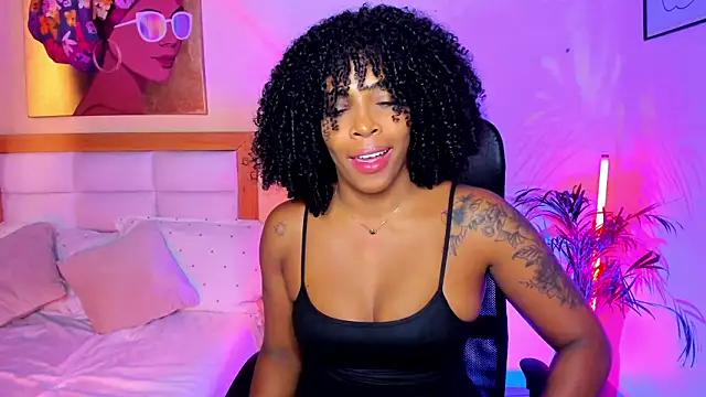 AitanaBrown  online show from February 22, 2026, 3:24 pm