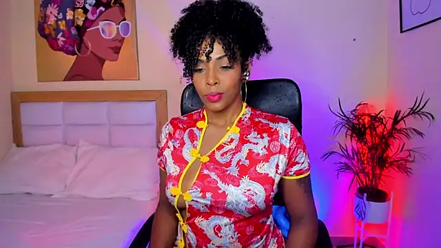 AitanaBrown  online show from May 5, 2026, 8:34 pm