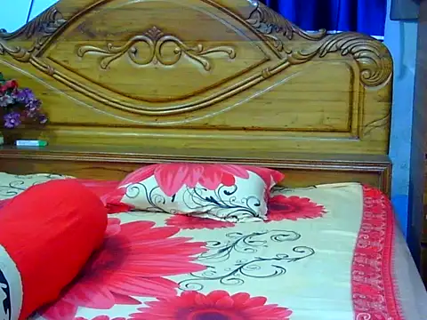 Daneldayna online show from August 4, 2026, 8:13 pm