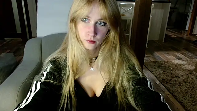 goldhaarigeDame online show from February 21, 2025, 1:55 am