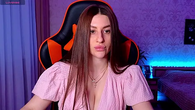 Snapshot of Elishka_ chatting on March 25, 2026, 4:39 pm Elishka online show from March 25, 2026, 4:39 pm