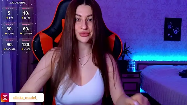 Snapshot of Elishka_ chatting on March 12, 2026, 7:29 pm Elishka online show from March 12, 2026, 7:29 pm