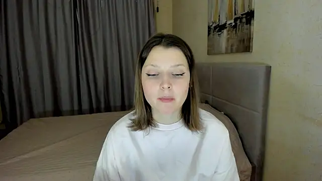 Snapshot of SoniNesti chatting on October 25, 2025, 3:23 pm SoniNesti online show from October 25, 2025, 3:23 pm