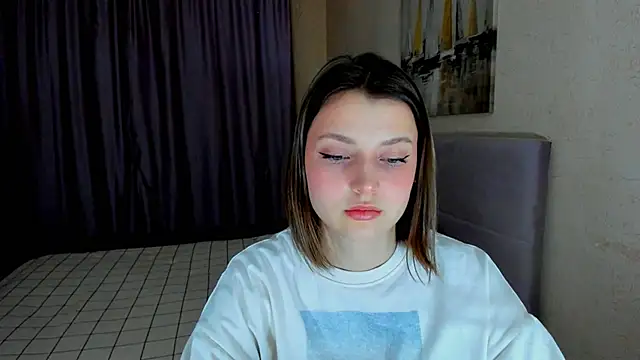 Snapshot of SoniNesti chatting on November 20, 2025, 3:23 pm SoniNesti online show from November 20, 2025, 3:23 pm