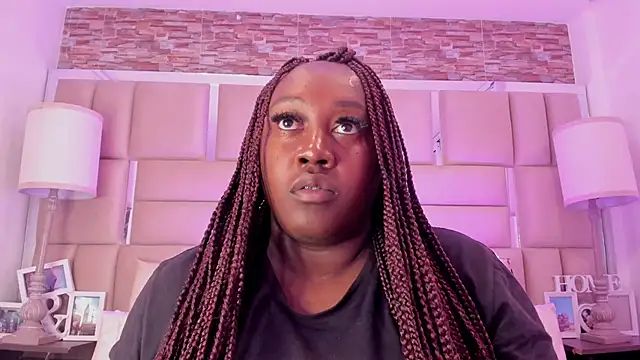 ShaniaBrownn online show from March 24, 2026, 7:36 pm