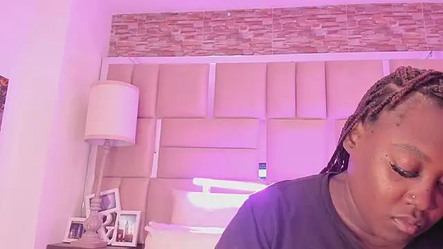 Snapshot of ShaniaBrownn chatting on June 20, 2026, 7:41 pm ShaniaBrownn online show from June 20, 2026, 7:41 pm