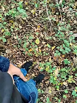 Snapshot of Boring_one chatting on October 15, 2025, 1:08 pm Boring one online show from October 15, 2025, 1:08 pm