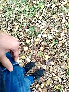 Snapshot of Boring_one chatting on October 29, 2025, 1:43 pm Boring one online show from October 29, 2025, 1:43 pm