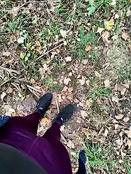 Snapshot of Boring_one chatting on October 16, 2025, 12:24 pm Boring one online show from October 16, 2025, 12:24 pm