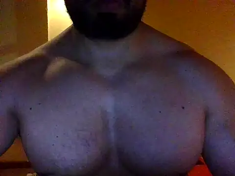 Snapshot of marcus002001 chatting on April 22, 2026, 3:02 am marcus002001 online show from April 22, 2026, 3:02 am
