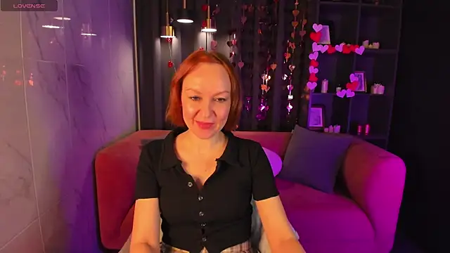 Snapshot of NikaGentle chatting on February 14, 2025, 5:41 am NikaGentle online show from February 14, 2025, 5:41 am