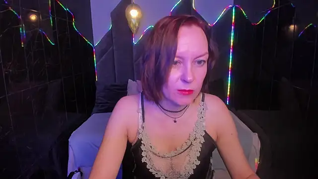 NikaGentle online show from December 3, 2025, 5:30 am