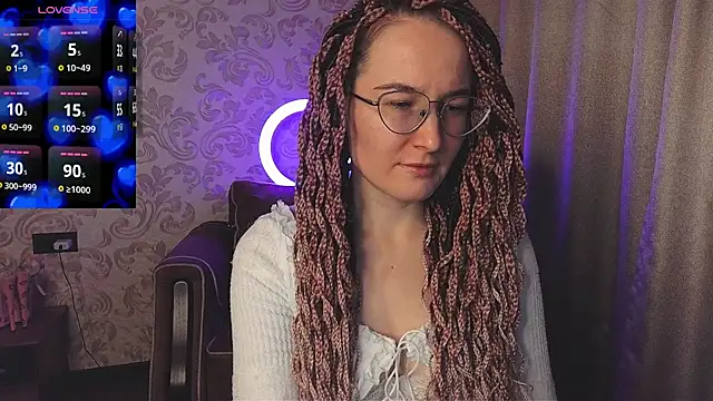 Snapshot of AgnesGraham chatting on December 14, 2025, 8:03 pm AgnesGraham online show from December 14, 2025, 8:03 pm