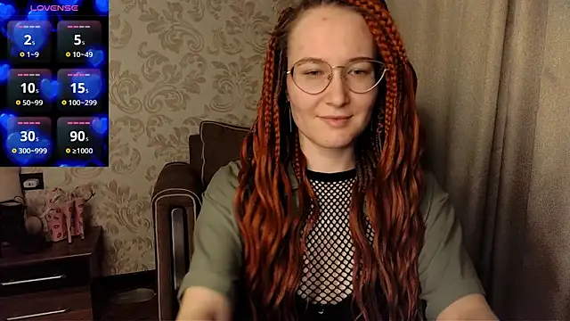 Snapshot of AgnesGraham chatting on October 7, 2025, 9:49 pm AgnesGraham online show from October 7, 2025, 9:49 pm