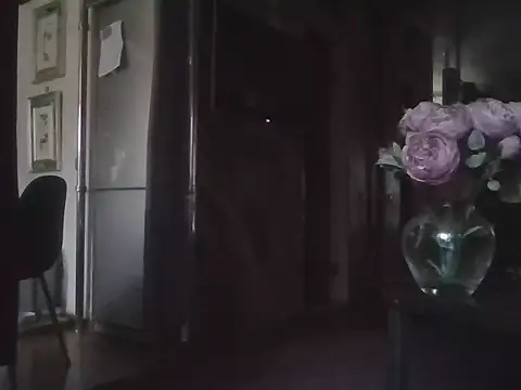 Baby-Matilda online show from December 22, 2025, 12:16 pm