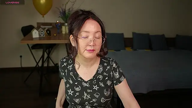 AvroraSakura online show from March 23, 2026, 3:01 pm