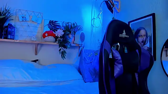 AnaPola online show from December 13, 2024, 3:16 am