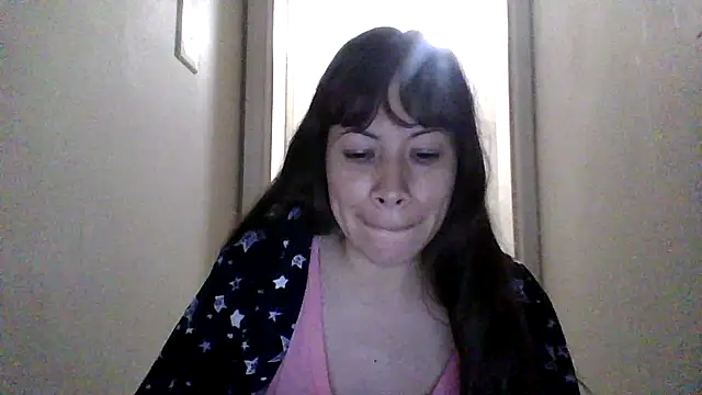 Snapshot of petitedoll29 chatting on November 12, 2025, 9:29 pm petitedoll29 online show from November 12, 2025, 9:29 pm