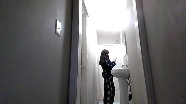 Snapshot of petitedoll29 chatting on November 18, 2025, 8:23 pm petitedoll29 online show from November 18, 2025, 8:23 pm