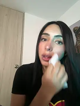 isabella jade online show from March 14, 2026, 9:43 pm