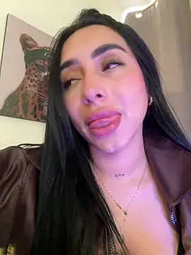 Snapshot of isabella_jade chatting on April 10, 2026, 5:20 pm isabella jade online show from April 10, 2026, 5:20 pm