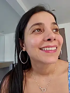 Snapshot of miaeyes chatting on December 6, 2024, 6:22 pm miaeyes online show from December 6, 2024, 6:22 pm