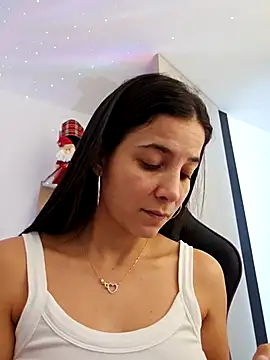 Snapshot of miaeyes chatting on December 7, 2024, 4:53 pm miaeyes online show from December 7, 2024, 4:53 pm