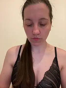 Nicole-Ray online show from May 3, 2026, 4:54 pm