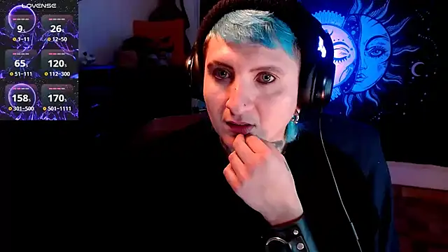 Marieblueeyes online show from February 20, 2025, 2:51 am