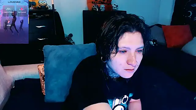 Marieblueeyes online show from October 10, 2025, 10:49 am