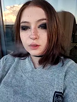 Yammy Yumi online show from October 30, 2025, 4:11 am