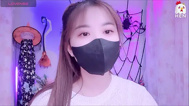 Snapshot of hen237 chatting on November 8, 2025, 12:58 am hen237 online show from November 8, 2025, 12:58 am