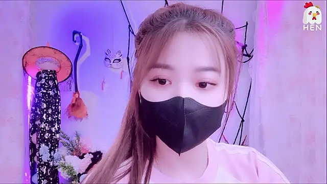 Snapshot of hen237 chatting on November 9, 2025, 3:54 am hen237 online show from November 9, 2025, 3:54 am