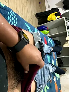 Snapshot of elvis0966 chatting on October 8, 2025, 4:36 am elvis0966 online show from October 8, 2025, 4:36 am