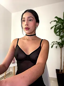 SelenaStone online show from January 9, 2026, 10:06 pm