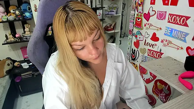 allsson queen online show from August 5, 2026, 10:31 am