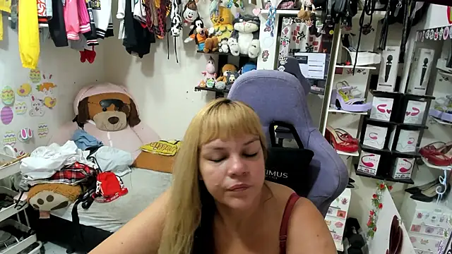 allsson queen online show from August 9, 2026, 10:32 am