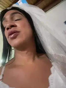 Snapshot of Ashly_Miller chatting on June 27, 2026, 6:14 pm Ashly Miller online show from June 27, 2026, 6:14 pm