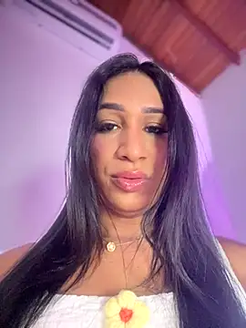 Snapshot of Ashly_Miller chatting on October 15, 2025, 8:17 pm Ashly Miller online show from October 15, 2025, 8:17 pm