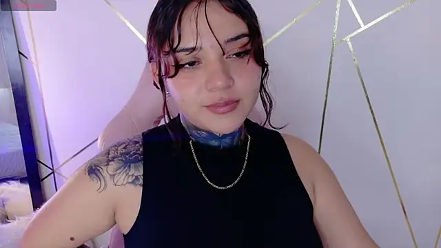 Snapshot of kim_blake chatting on May 25, 2026, 6:17 pm kim blake online show from May 25, 2026, 6:17 pm