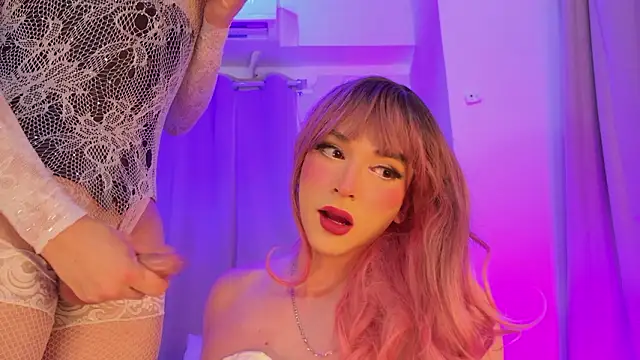 reginarose69 online show from March 24, 2026, 5:24 pm