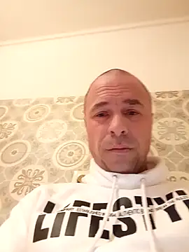 Nowy111 online show from March 17, 2026, 12:24 am