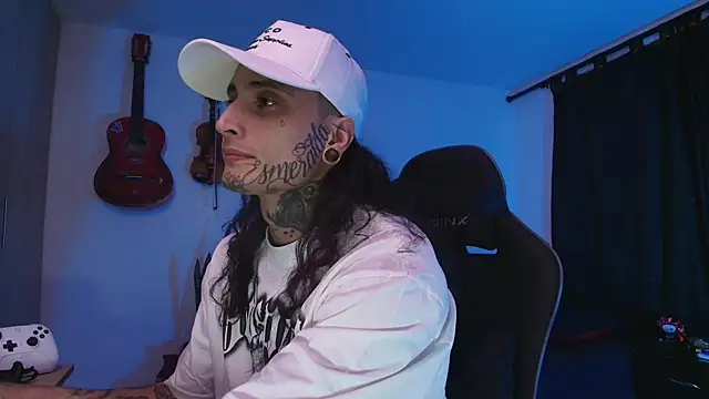 Snapshot of Ryuk_it chatting on March 19, 2026, 1:49 am Ryuk it online show from March 19, 2026, 1:49 am