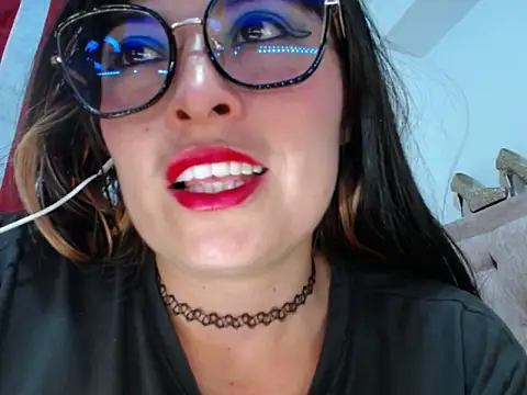 Snapshot of Alexandrasaenz chatting on August 1, 2026, 9:35 pm Alexandrasaenz online show from August 1, 2026, 9:35 pm